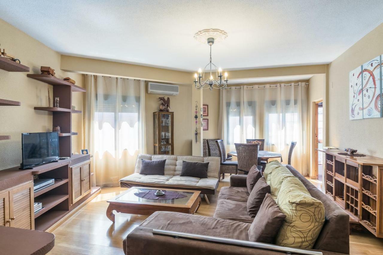 Apartamentos Turisticos Turisتوليدو المظهر الخارجي الصورة
