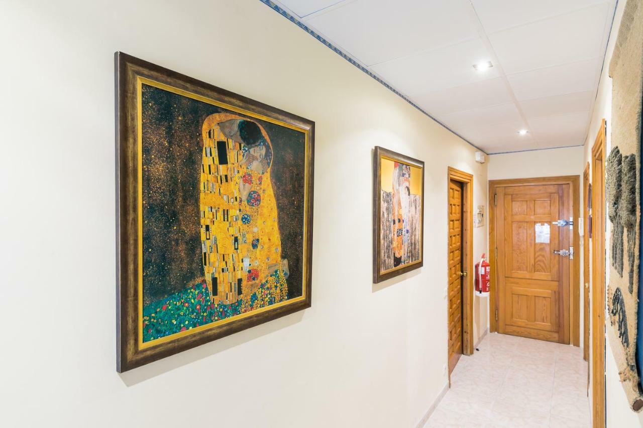 Apartamentos Turisticos Turisتوليدو الغرفة الصورة